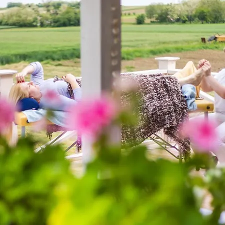 Teljes Villafarm - 23 Fo Reszere * Ujireg